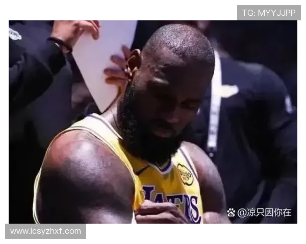 41岁依然保持高分詹姆斯连续20年评分90以上令人惊叹